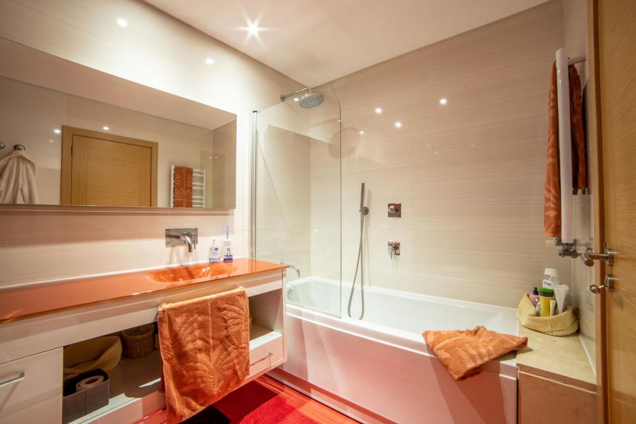 Lovely Apartment Near Airport And Nations Park, With Garage Лориш Экстерьер фото